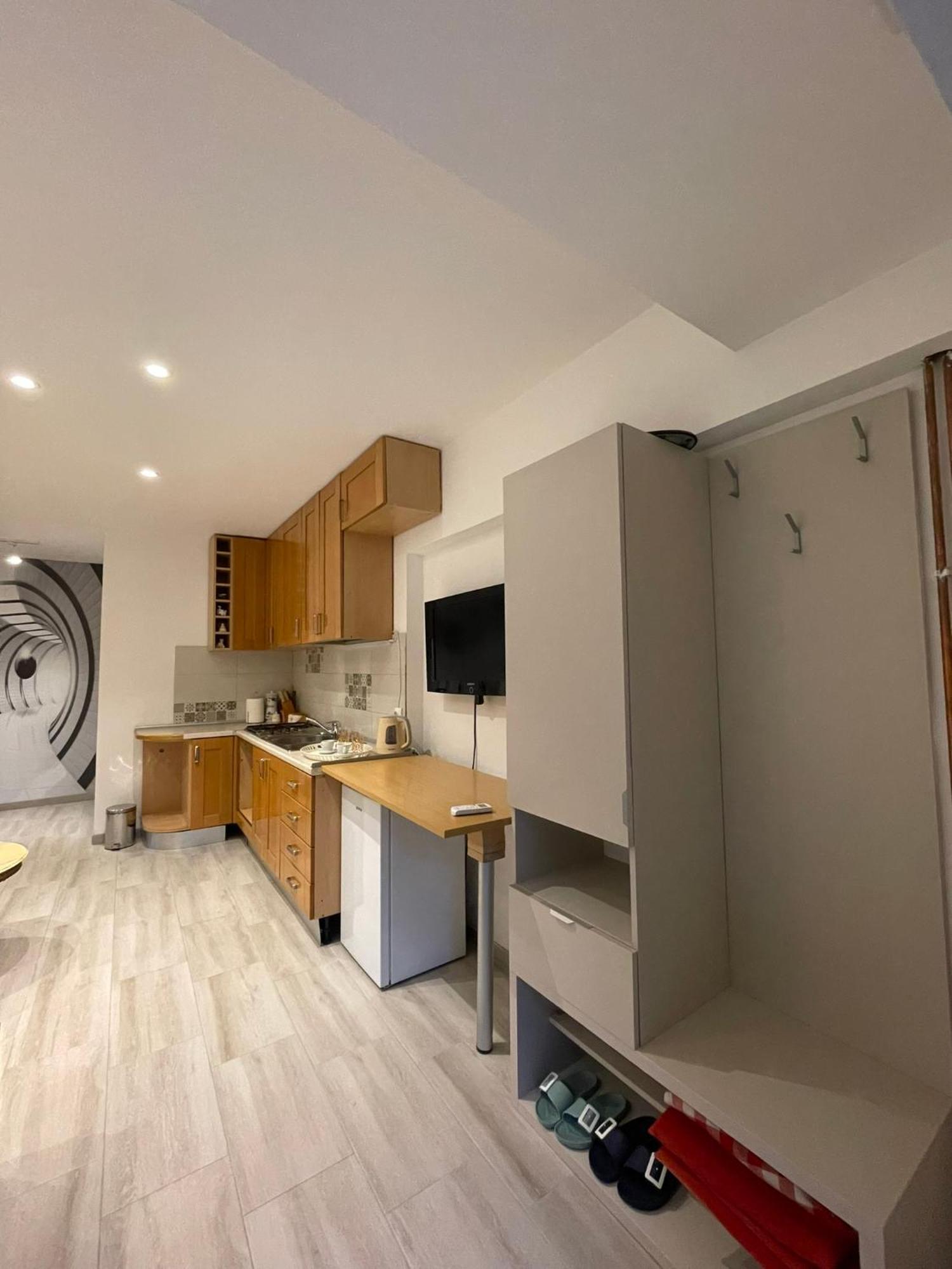 Visoko New Concept - 7 Minutes From The Pyramids - City Center Exteriör bild